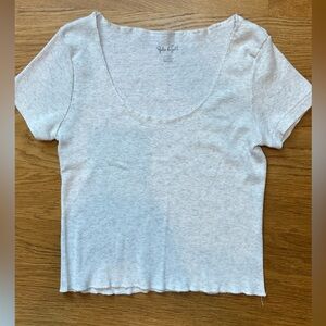 💜 Brandy Melville Cropped Tee 💜